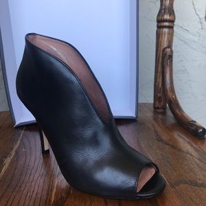 Women shoes